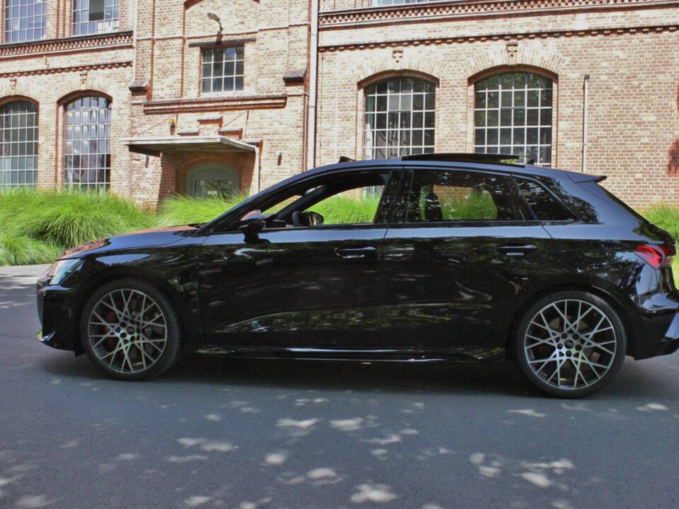 Bild 4/22 von Audi RS3 Sportback (2025)