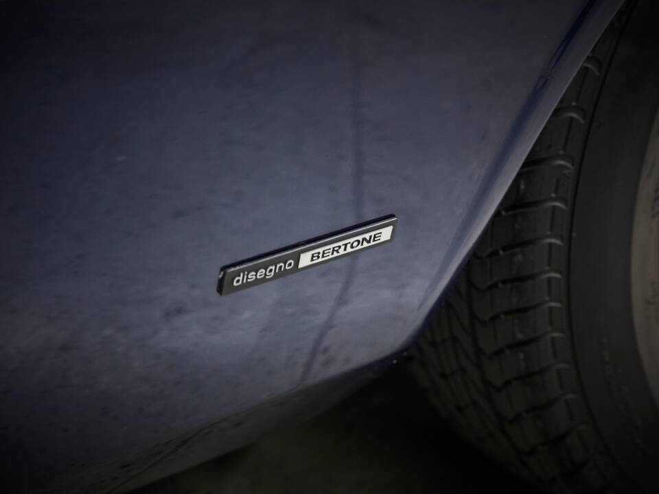 Image 55/100 of Ferrari Dino 308 GT4 (1976)