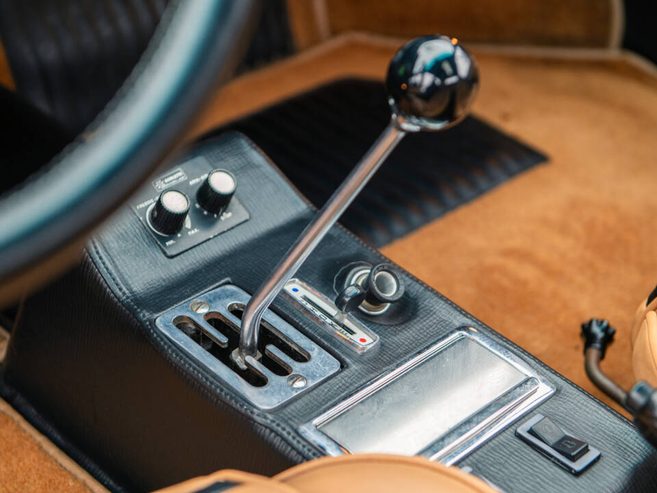 Bild 15/21 von Ferrari Dino 246 GTS (1974)