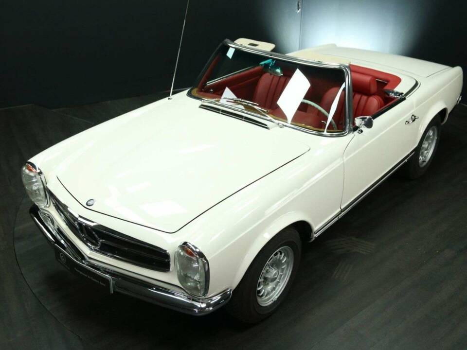 Immagine 24/30 di Mercedes-Benz 230 SL (1964)