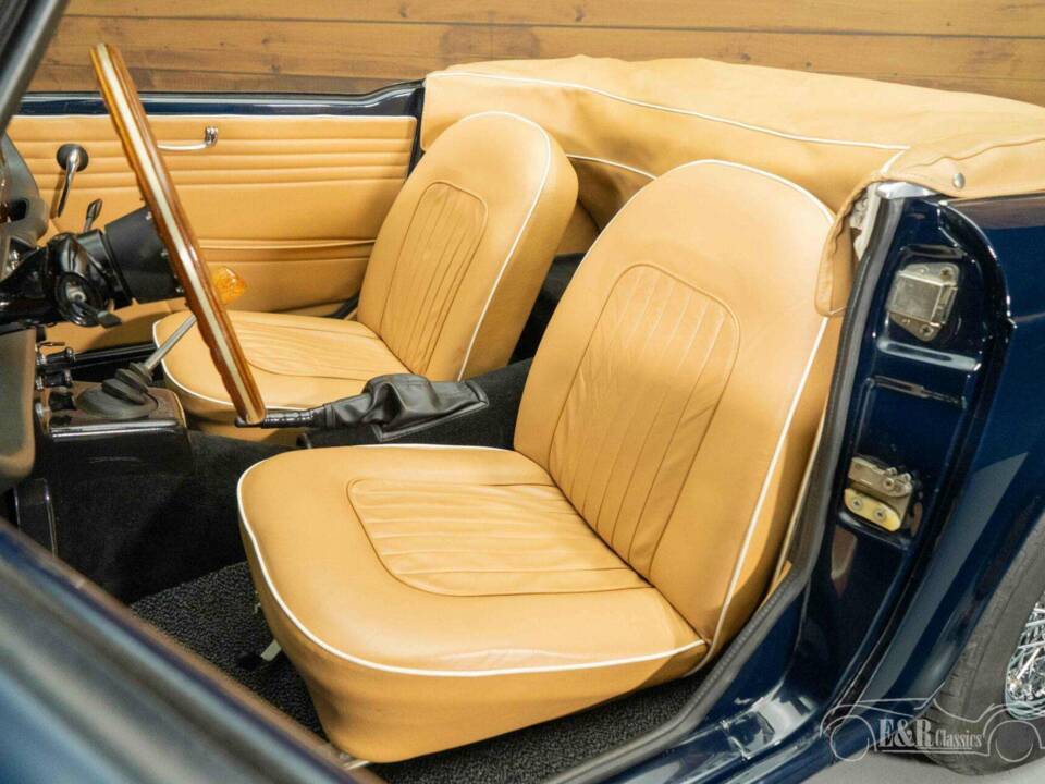 Afbeelding 11/19 van Triumph TR 4A (1967)