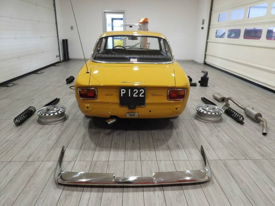 Image 11/14 of Alfa Romeo Giulia 1600 Sprint GT Veloce (1967)
