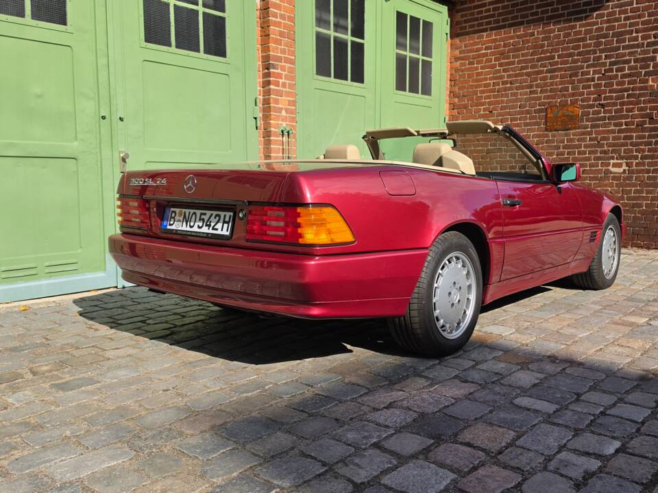 Image 5/100 of Mercedes-Benz 300 SL-24 (1991)