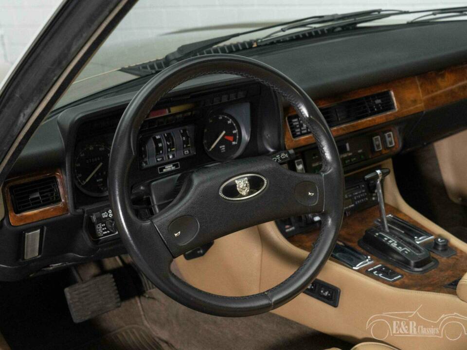 Imagen 10/19 de Jaguar XJS 5.3 V12 (1989)