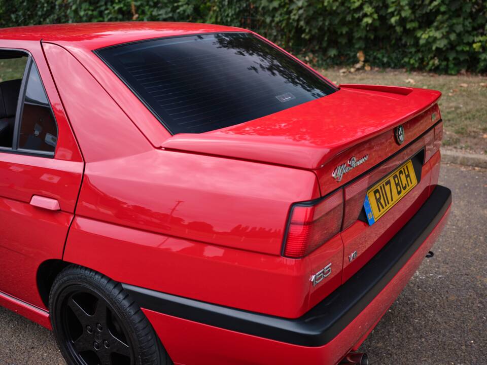 Imagen 26/50 de Alfa Romeo 155 2.5 TD (1998)