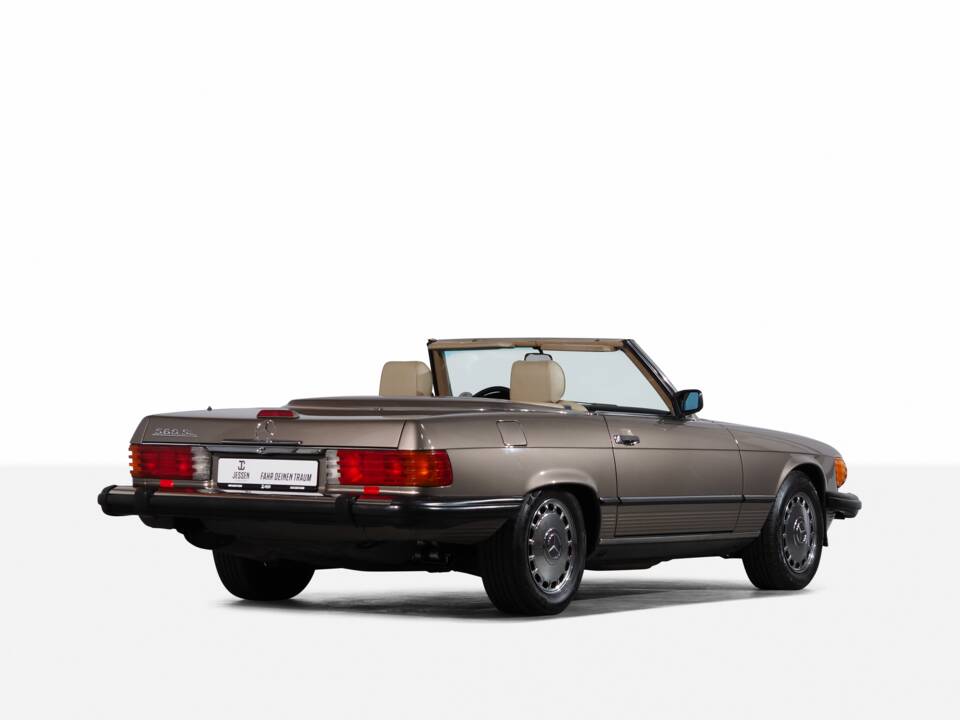 Image 23/50 of Mercedes-Benz 560 SL (1988)