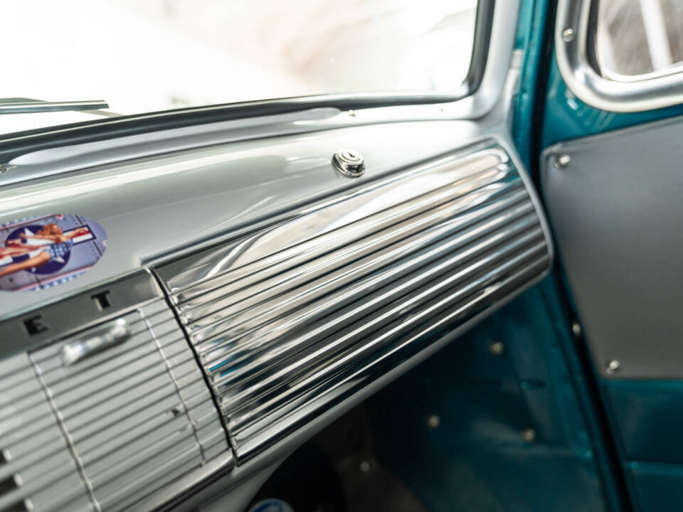 Bild 13/32 von Chevrolet 3100 ½-ton Stepside (1949)