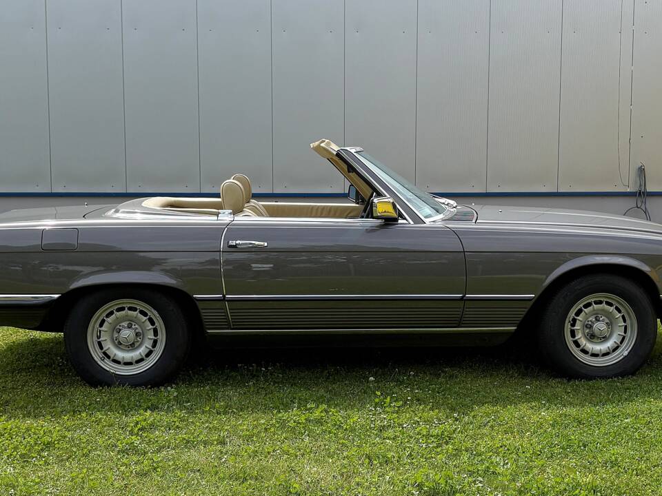 Image 7/24 de Mercedes-Benz 280 SL (1984)