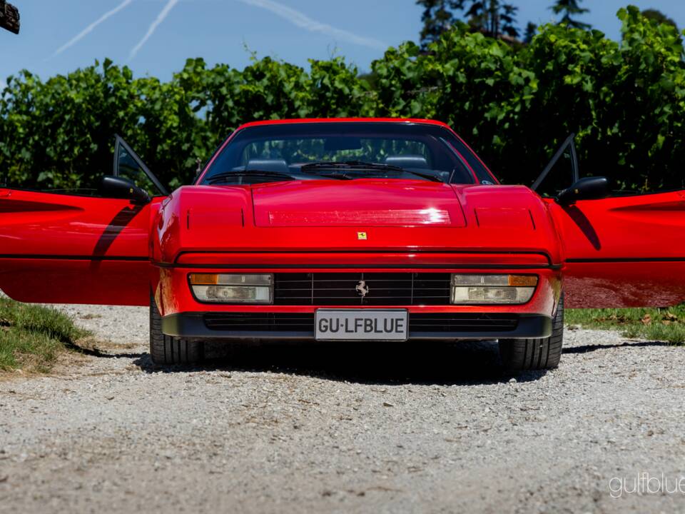 Image 6/73 of Ferrari 208 GTS Turbo (1989)