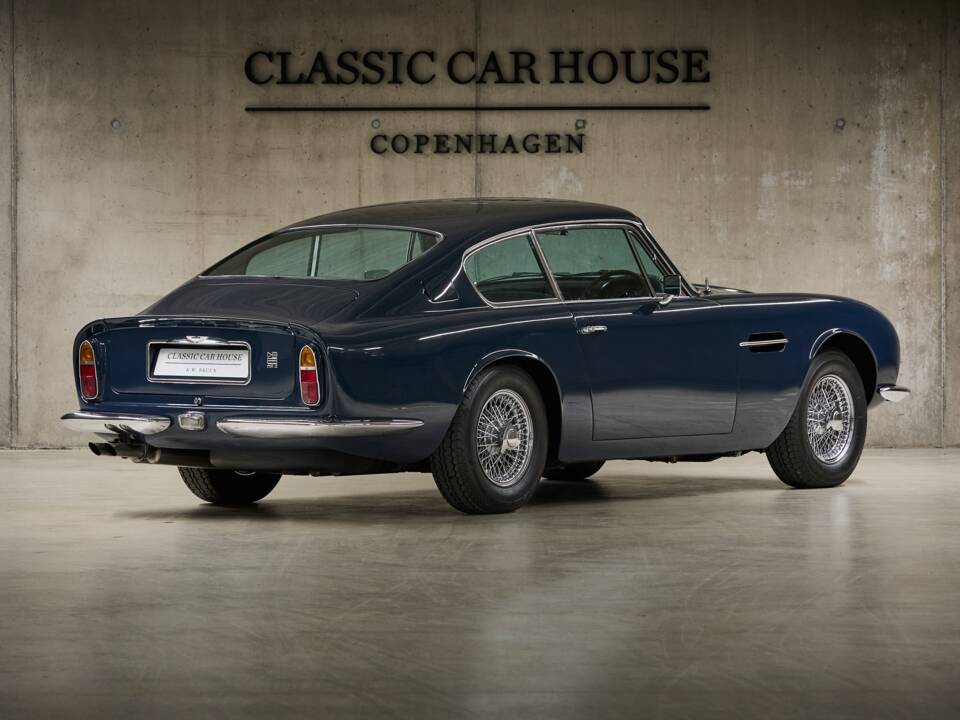 Afbeelding 10/60 van Aston Martin DB 6 (1968)