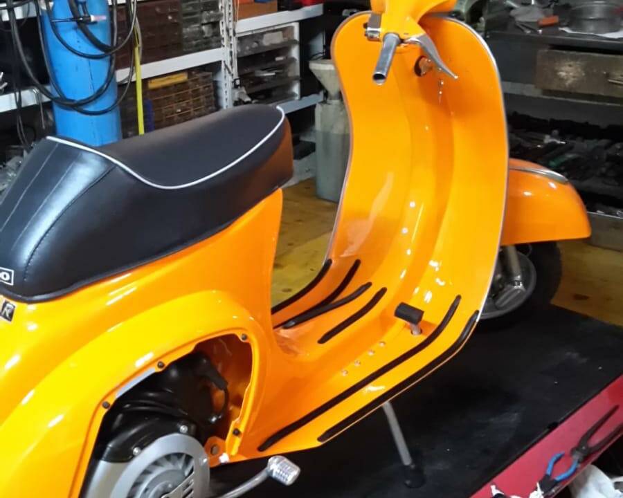 Image 4/5 of Piaggio Vespa 50 R (1973)