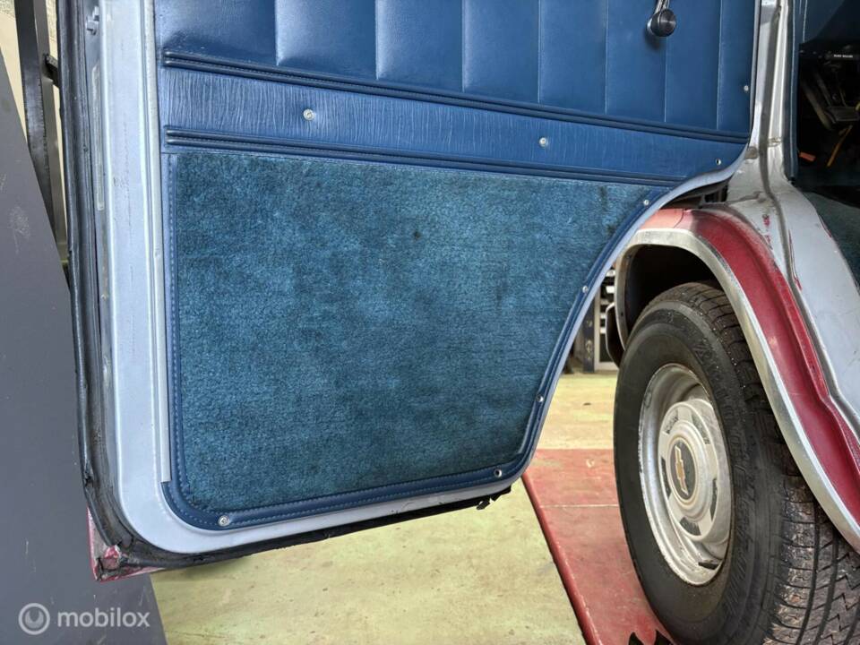 Bild 38/50 von Chevrolet Van (1983)