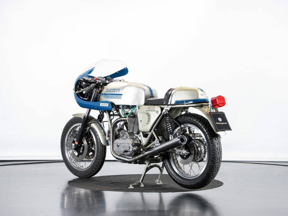 Image 2/50 of Ducati 900 SS (1977)