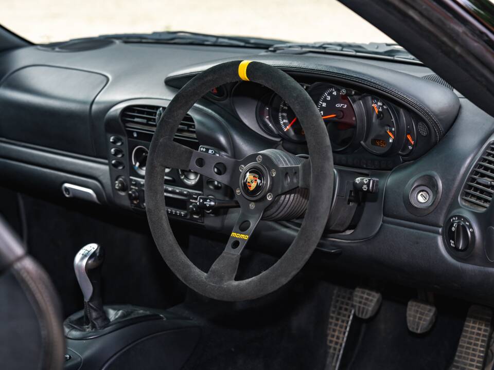 Image 17/42 of Porsche 911 GT3 (2003)