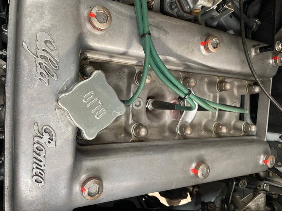 Image 30/87 of Alfa Romeo Giulietta TI (1963)