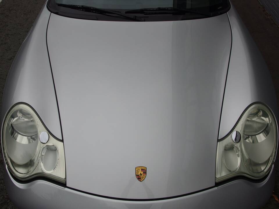 Bild 12/100 von Porsche 911 Carrera 4S (2002)