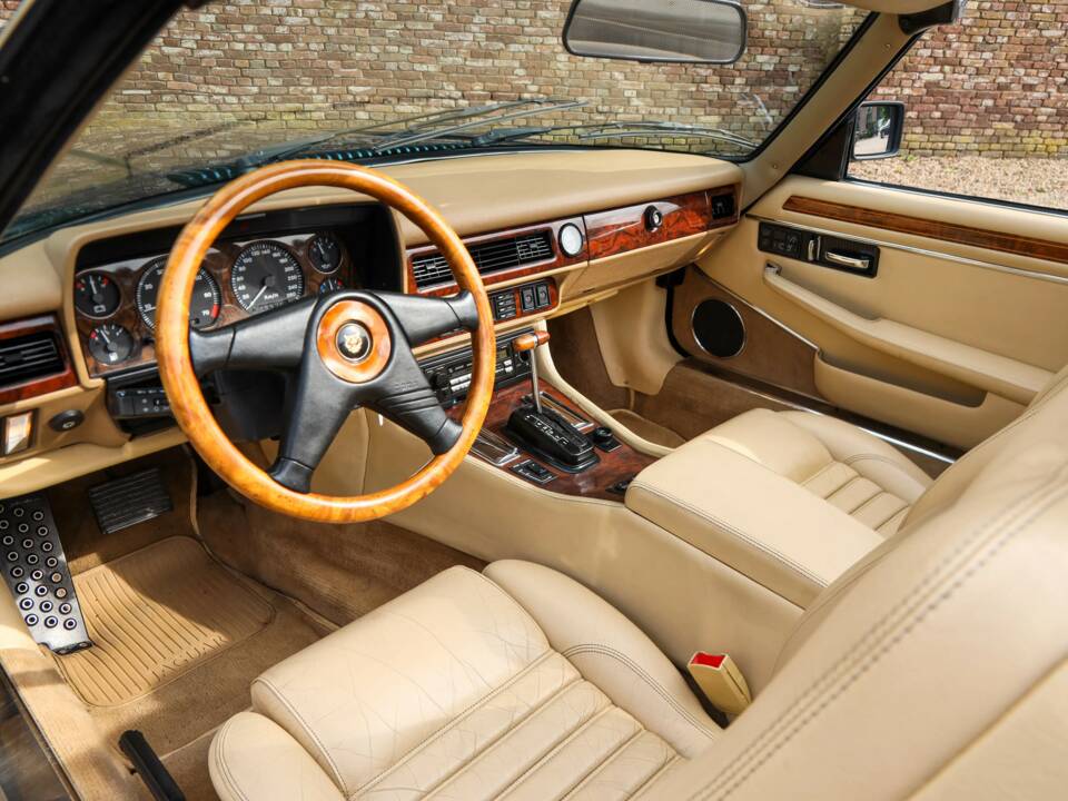 Bild 3/50 von Jaguar XJS 4.0 (1991)