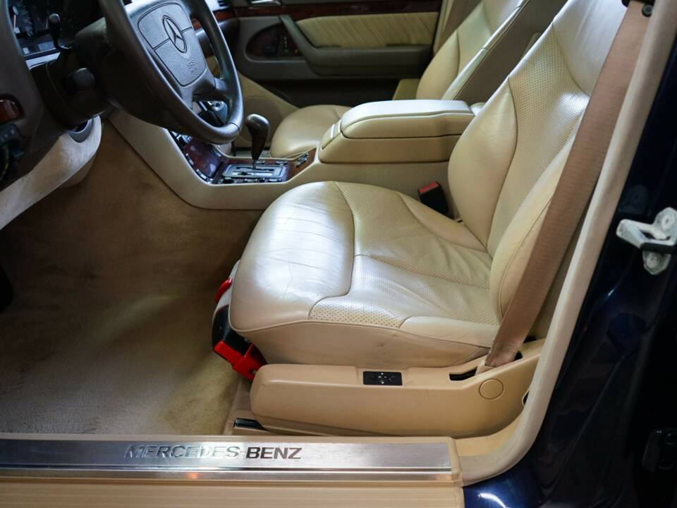 Immagine 26/36 di Mercedes-Benz S 500 L (1994)