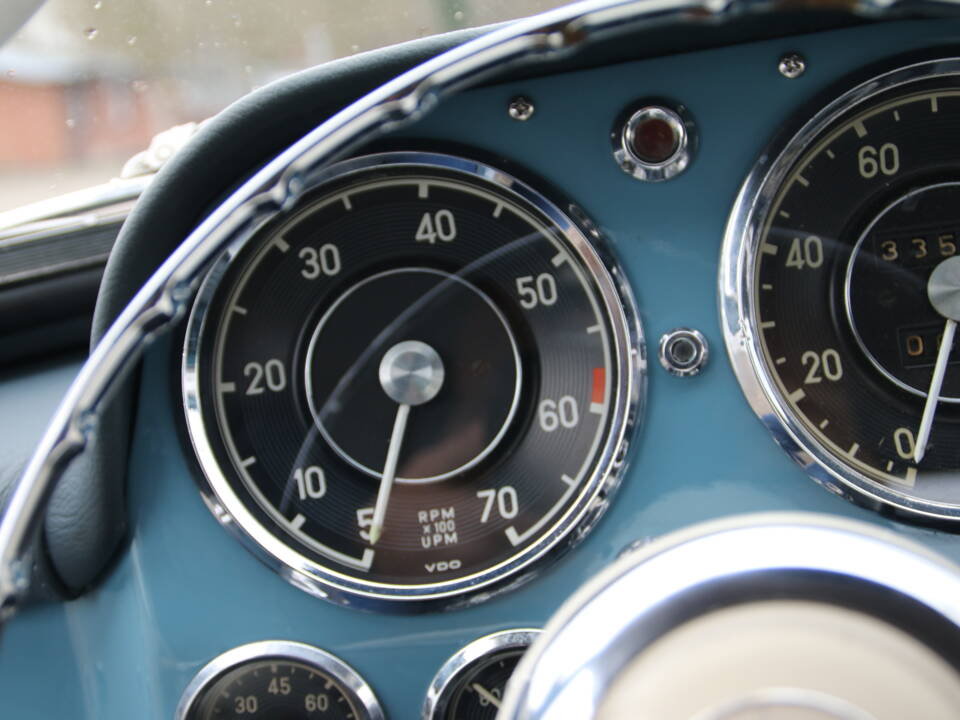 Bild 65/71 von Mercedes-Benz 190 SL (1961)