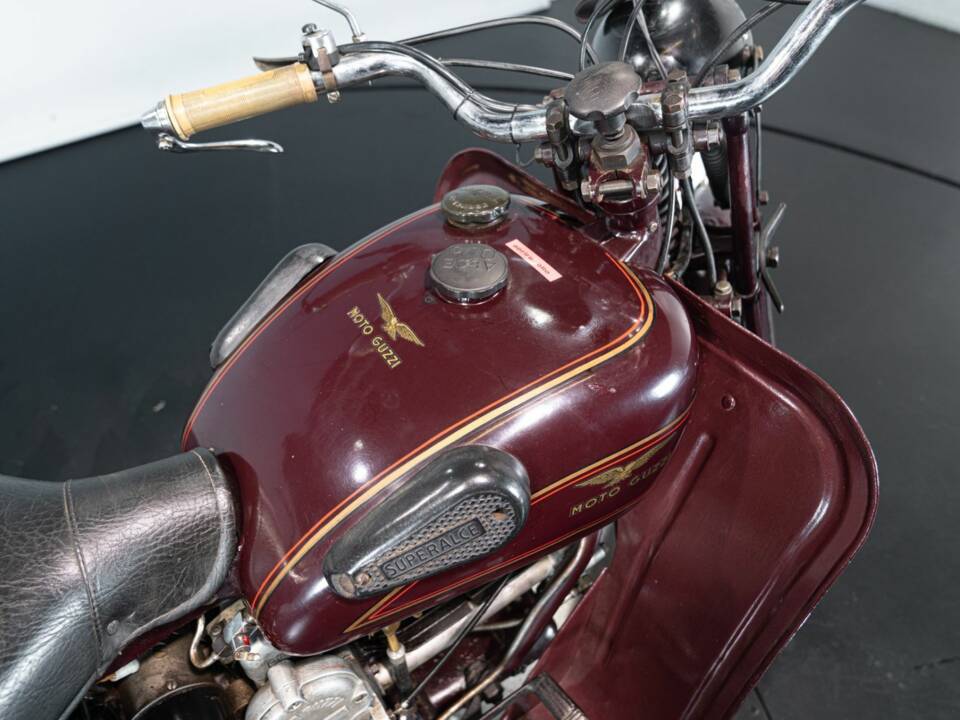 Bild 7/9 von Moto Guzzi DUMMY (1950)