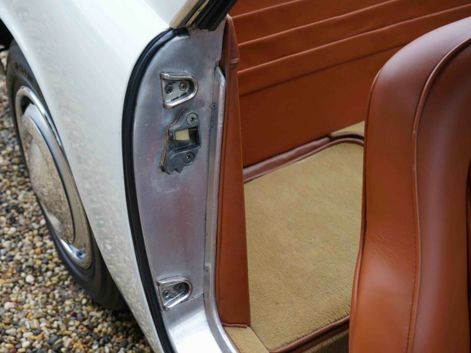Image 40/50 of Lancia Flaminia GT 2.5 3C Touring (1964)