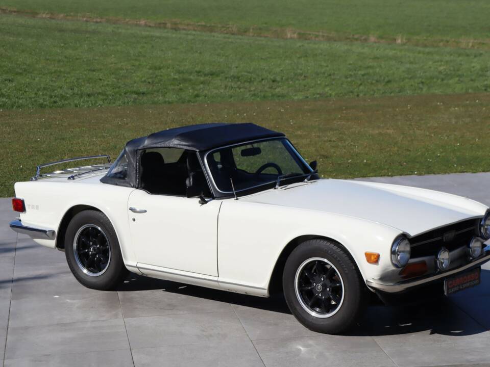 Image 40/50 de Triumph TR 6 (1970)