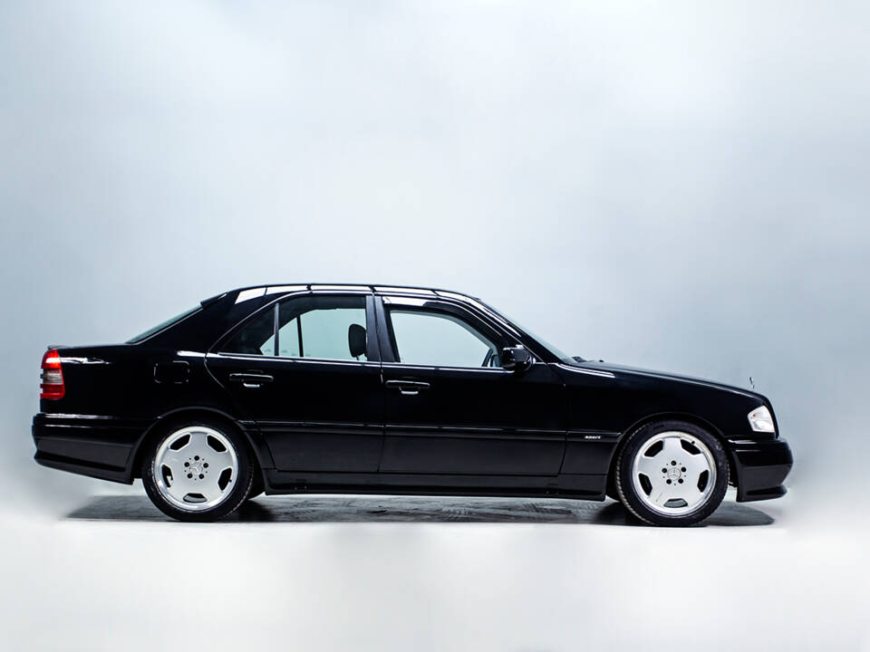 Bild 6/29 von Mercedes-Benz C 36 AMG (1994)