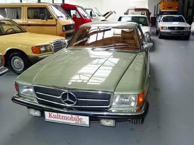 Image 2/12 de Mercedes-Benz 280 SLC (1976)