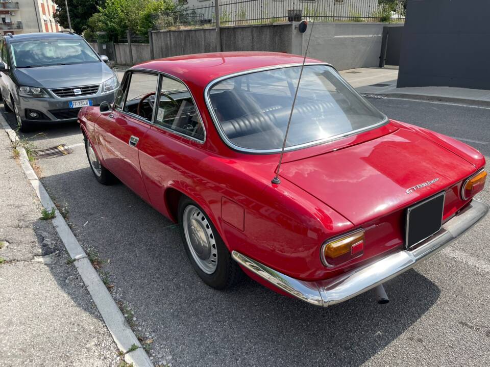 Afbeelding 5/15 van Alfa Romeo Giulia GT 1300 Junior (1968)