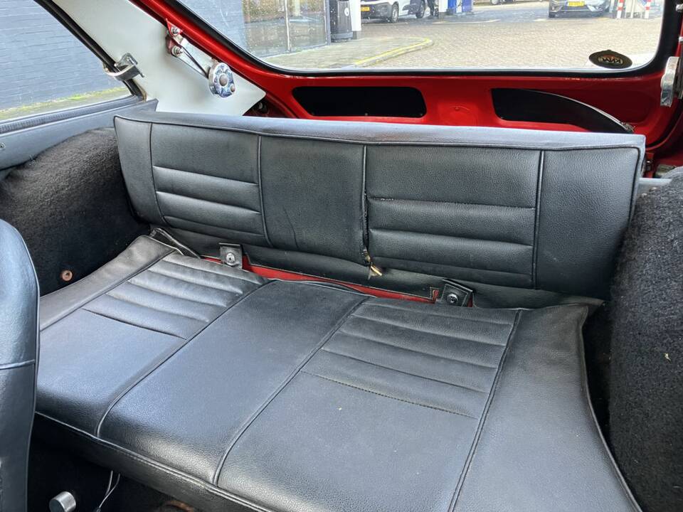 Image 3/4 de MG MGB GT (1969)