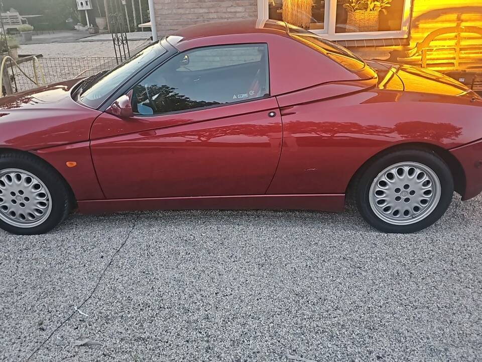 Image 8/9 of Alfa Romeo Spider 2.0 Twin Spark 16V (1996)