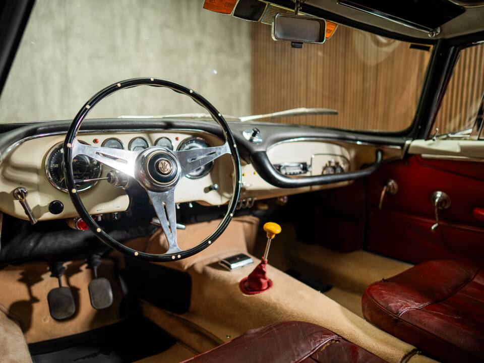 Bild 30/99 von Maserati 3500 GT Touring (1959)
