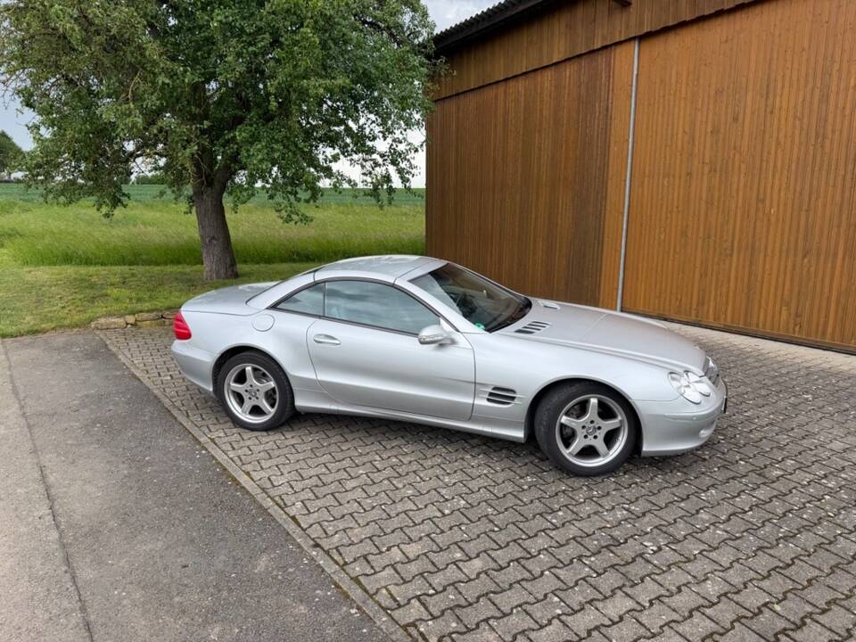 Image 2/4 de Mercedes-Benz SL 350 (2003)