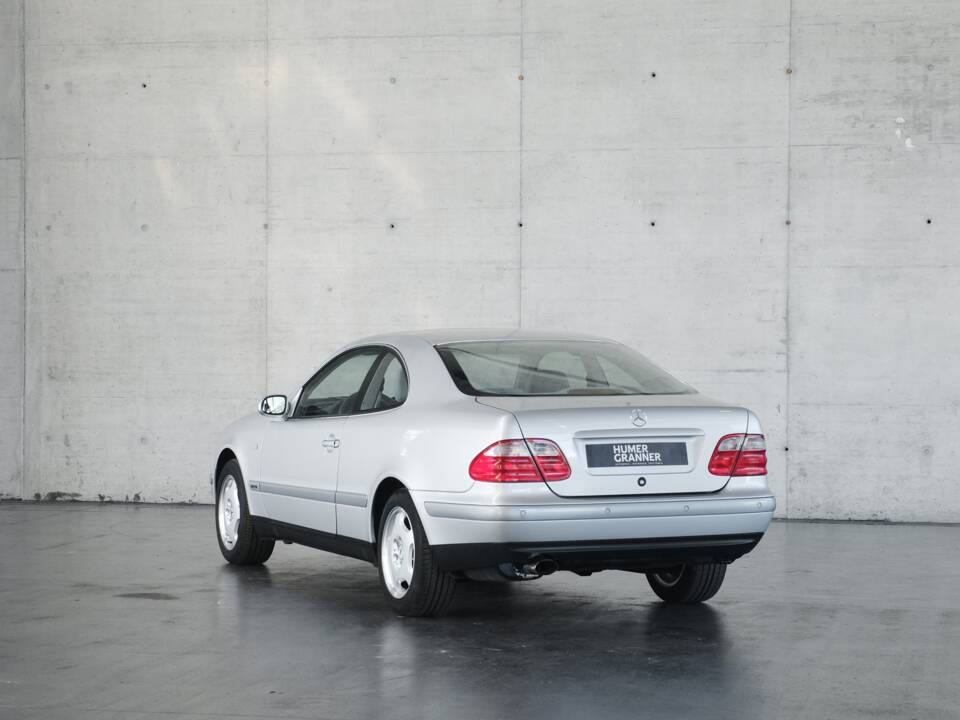 Bild 5/50 von Mercedes-Benz CLK 230 Kompressor (1999)