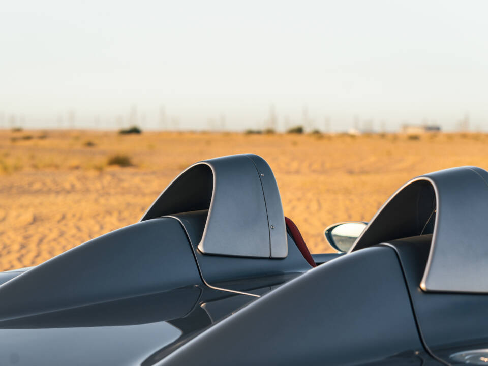 Image 37/45 de Mercedes-Benz SLR Stirling Moss (2009)