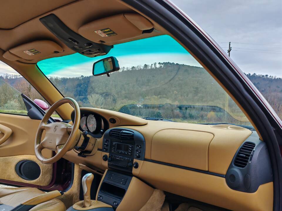 Bild 31/48 von Porsche 911 Carrera (1999)