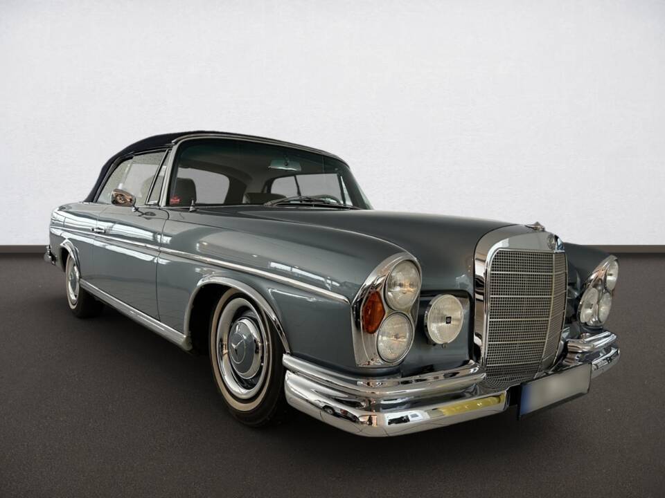 Bild 2/7 von Mercedes-Benz 300 SE (1966)