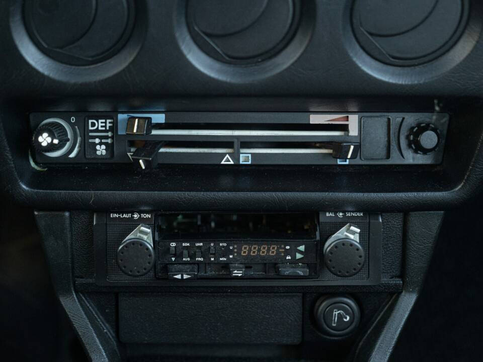 Image 27/40 of Alfa Romeo Alfetta 2.0 (1983)