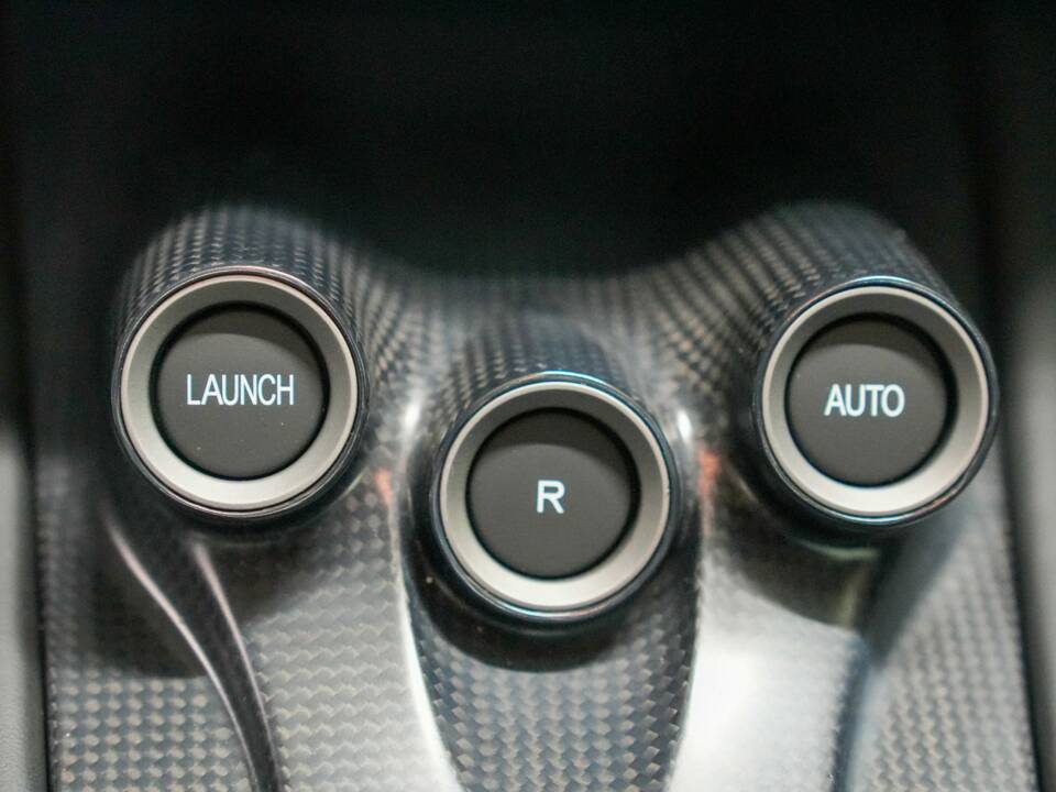 Image 28/47 of Ferrari 599 GTO (2011)