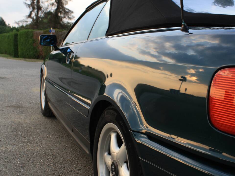 Bild 6/88 von Audi Cabriolet 2.6 (1995)