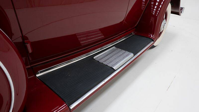 Immagine 13/15 di Cadillac 355B (1932)