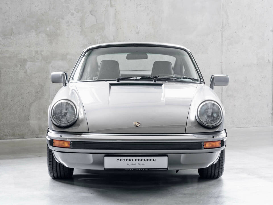 Bild 4/9 von Porsche 911 SC 3.0 &quot;50 Jahre Porsche&quot; (1981)