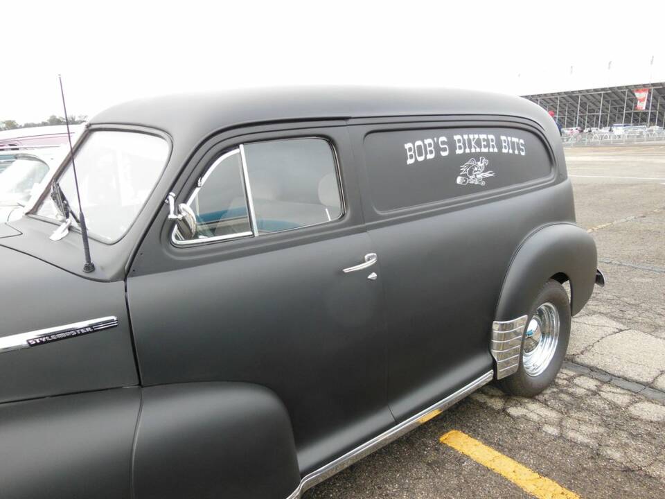 Image 7/8 of Chevrolet Stylemaster Business Coupé (1948)
