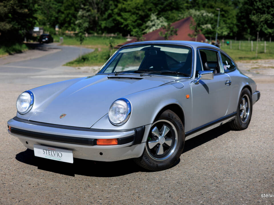 Image 2/42 de Porsche 911 2.7 (1974)