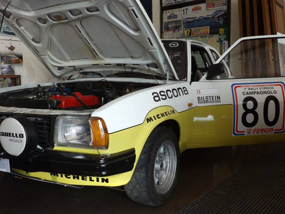 Image 9/40 de Opel Ascona 2,0 E (1981)
