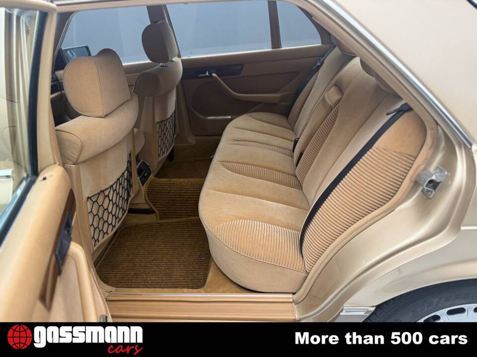 Afbeelding 14/15 van Mercedes-Benz 420 SEL (1986)