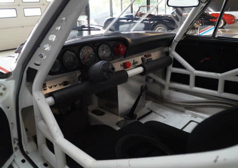 Image 6/50 of Porsche 911 GT3 RSR (1977)