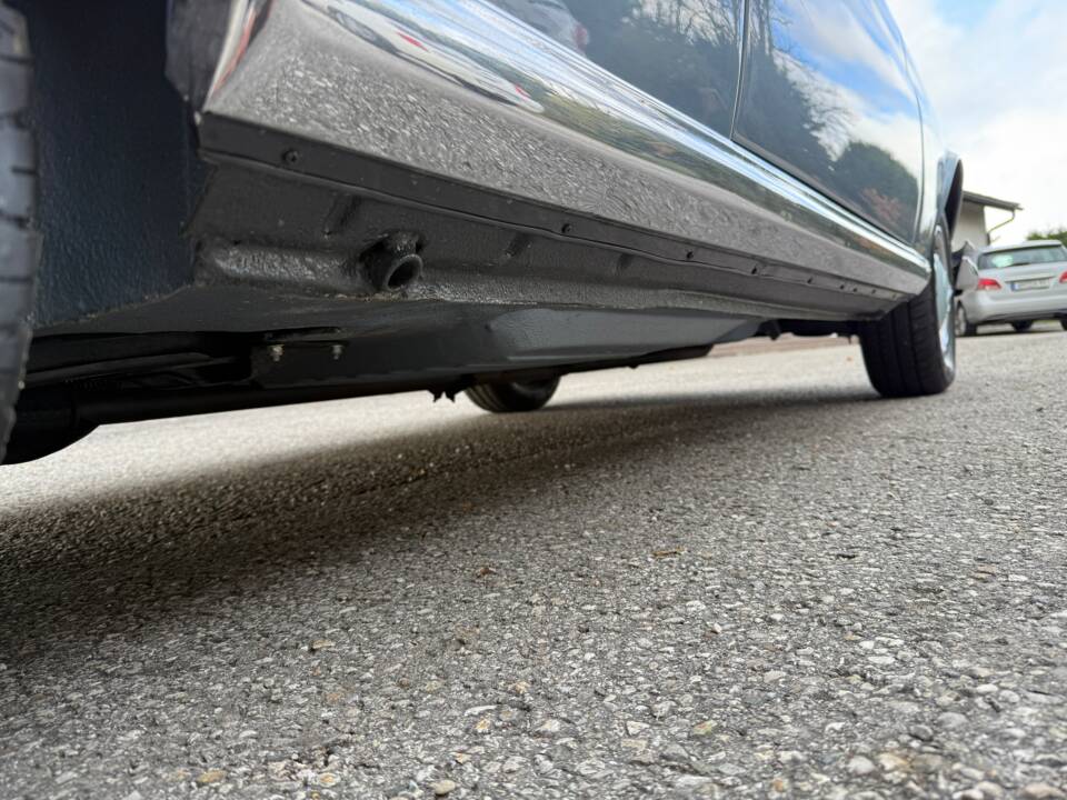 Bild 19/43 von Mercedes-Benz 250 SE (1966)