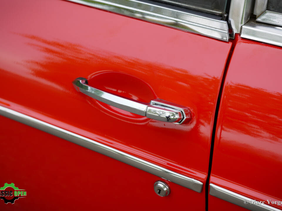 Image 30/46 de MG MGB GT V8 (1975)