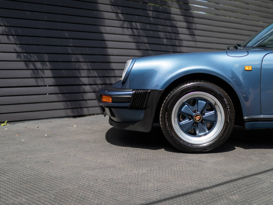 Bild 42/44 von Porsche 911 Turbo 3.3 (1989)